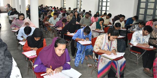 বাকৃবিতে কৃষি গুচ্ছ ভর্তি পরীক্ষায় উপস্থিতি প্রায় ৯১ শতাংশ